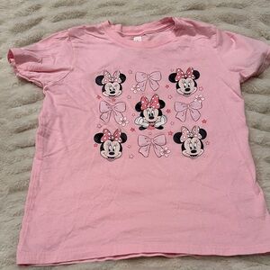 Disney Minnie Mouse Pink Kids T-Shirt size 10-12 medium.  Like new